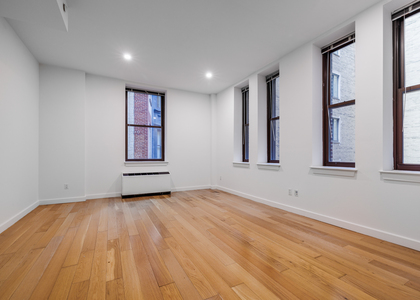 37 Wall Street - Photo 1