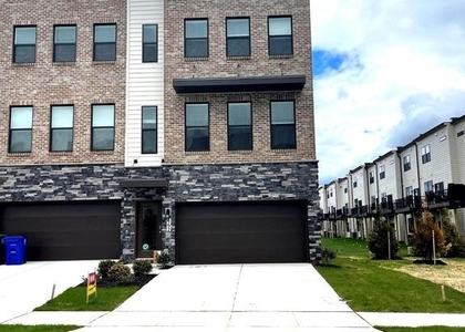 462 Tiller Street - Photo 1
