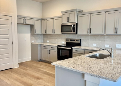 100 Zayd Ct - Photo 1