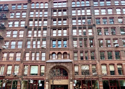 711 S Dearborn Street - Photo 1