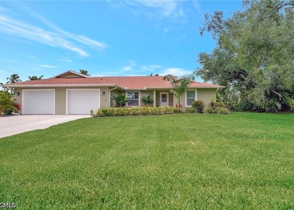 787 Overriver Drive - Photo 1