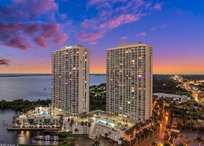 3000 Oasis Grand Boulevard - Photo 1