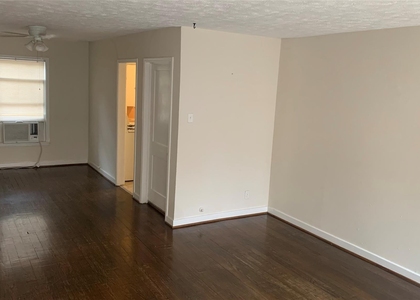 4420 Roseland Street - Photo 1