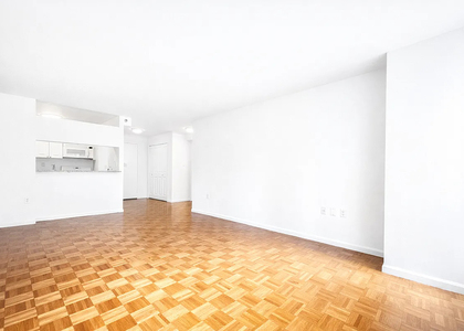 West 43rd Street - Photo 1