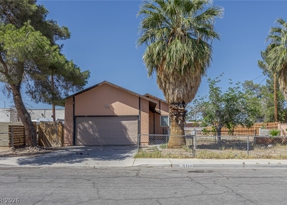 1320 Gold Avenue - Photo 1
