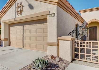 2913 Vista Butte Drive - Photo 1