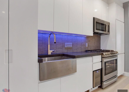 Stanton St. - Photo 1