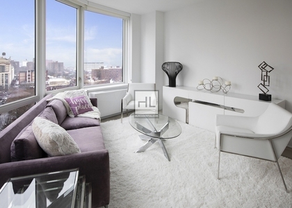 Fleet Place - Photo 1