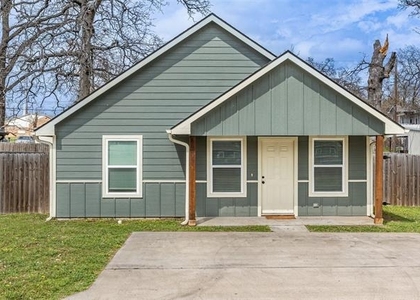 933 Rice Street - Photo 1