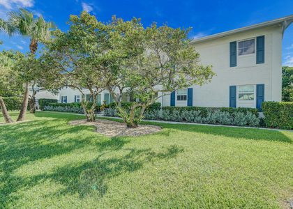 315 Venetian Drive - Photo 1