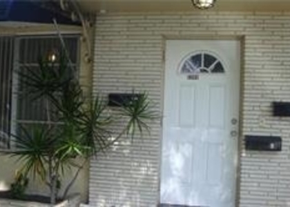 1201 S 19th Avenue - Photo 1