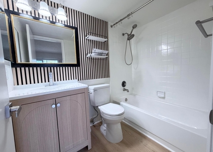 100 Sw 132nd Way - Photo 1