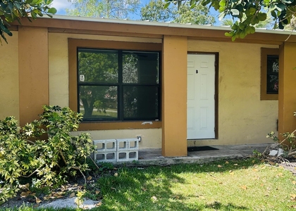844 Nw 3rd Avenue - Photo 1