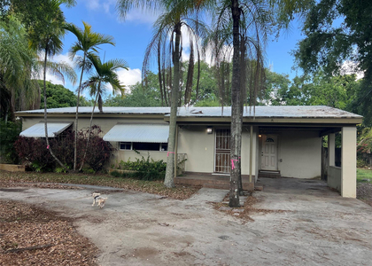 24700 Sw 129th Avenue - Photo 1
