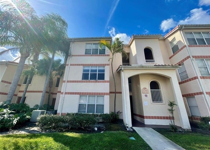 3350 N Pinewalk Dr Drive N - Photo 1