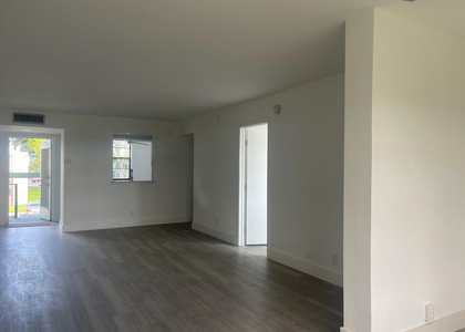 7460 Nw 18th Street - Photo 1