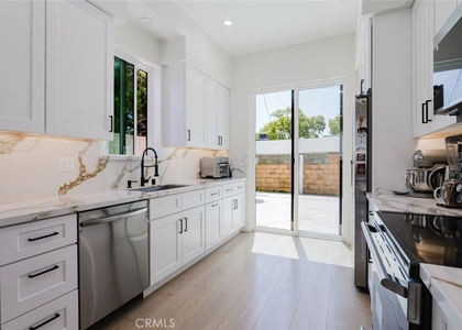 13540 Hamlin Street - Photo 1
