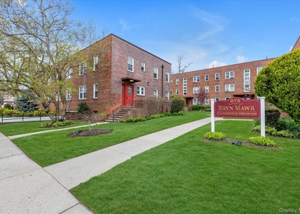 275 Maple Avenue - Photo 1