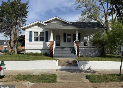1237 Seacobeck Street - Photo 1