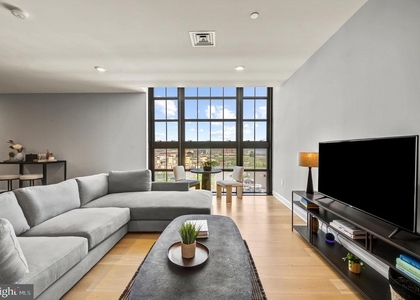 1325 N Beach Street - Photo 1