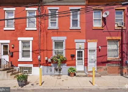 525 Morse Street - Photo 1
