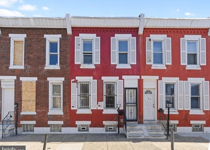 1831 E Clementine Street - Photo 1
