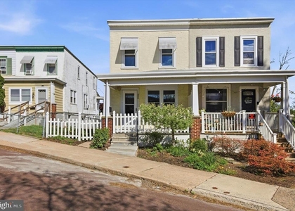 226 N Warren Street - Photo 1