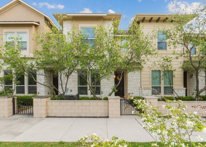 6814 E Riverside Dr - Photo 1