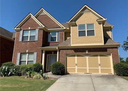 4200 Suwanee Oaks Court - Photo 1