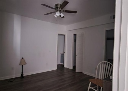 16 S East Street - Photo 1