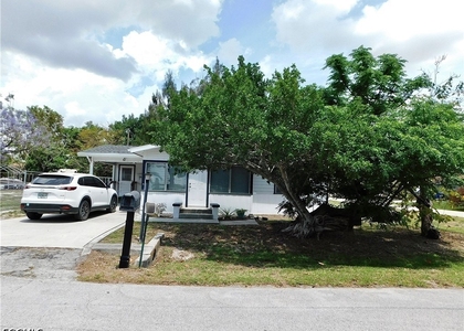 287 Poe Avenue - Photo 1