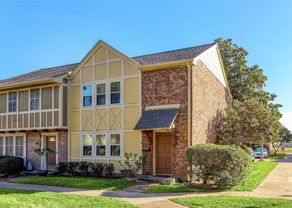 10458 Hammerly Boulevard - Photo 1