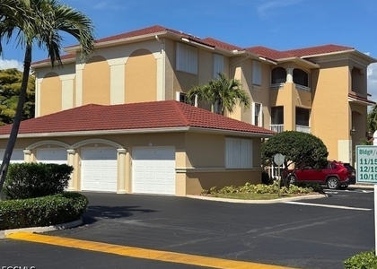 1502 Sw 50th Street - Photo 1