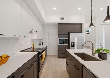 1512 Barbee Street - Photo 1