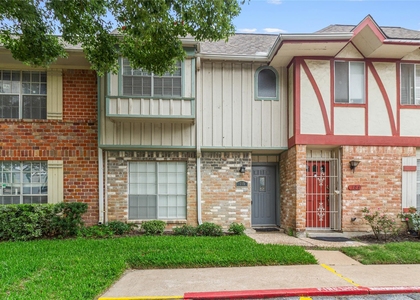 11002 Hammerly Boulevard - Photo 1