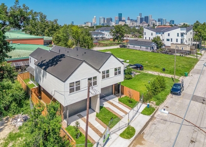 3620 Sauer Street - Photo 1