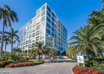 4751 Gulf Shore Boulevard N - Photo 1