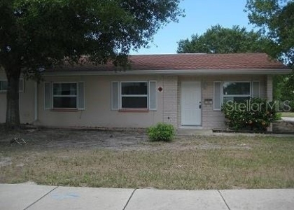 105 20th Street Sw - Photo 1