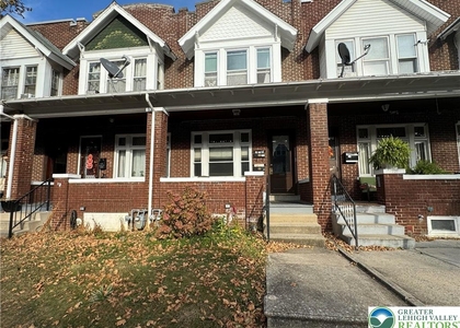 733 N 11th Street - Photo 1