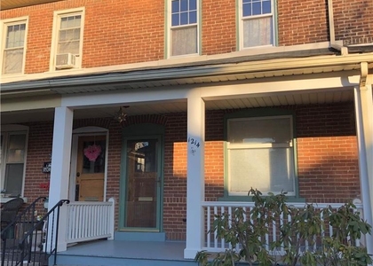 1214 Maple Street - Photo 1