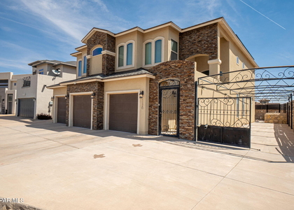1126 Ismael Robles Street - Photo 1