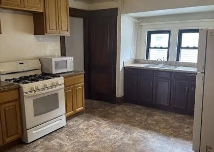 1120 Baldwin Street - Photo 1