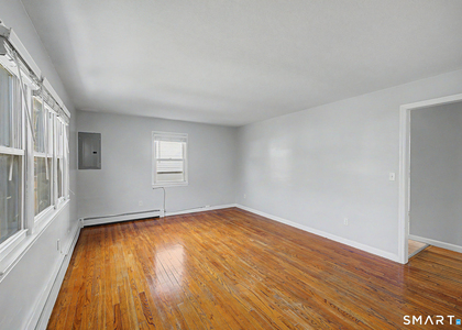 22 Treat Avenue - Photo 1