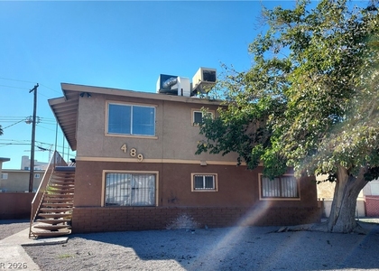 489 North Circle - Photo 1