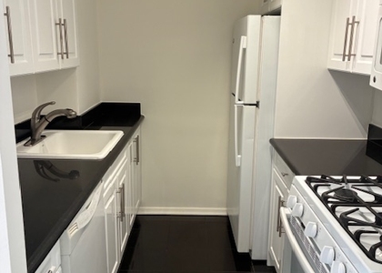 888 8th Avenue - Photo 1