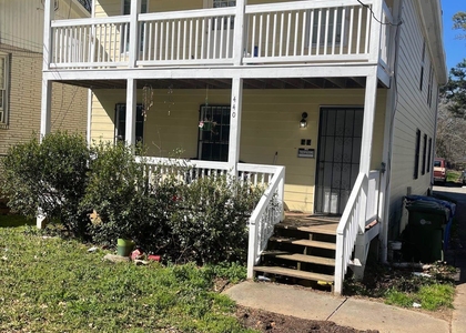 440 Woodlawn Avenue Nw - Photo 1