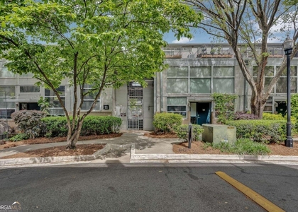 400 Village Parkway Ne - Photo 1