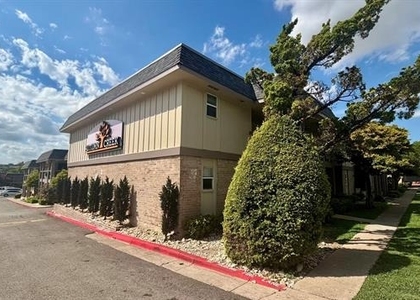 10749 E Northwest Highway - Photo 1
