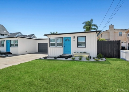 1612 Orange Ave - Photo 1