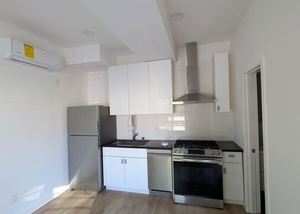2626 Cloverfield Boulevard - Photo 1
